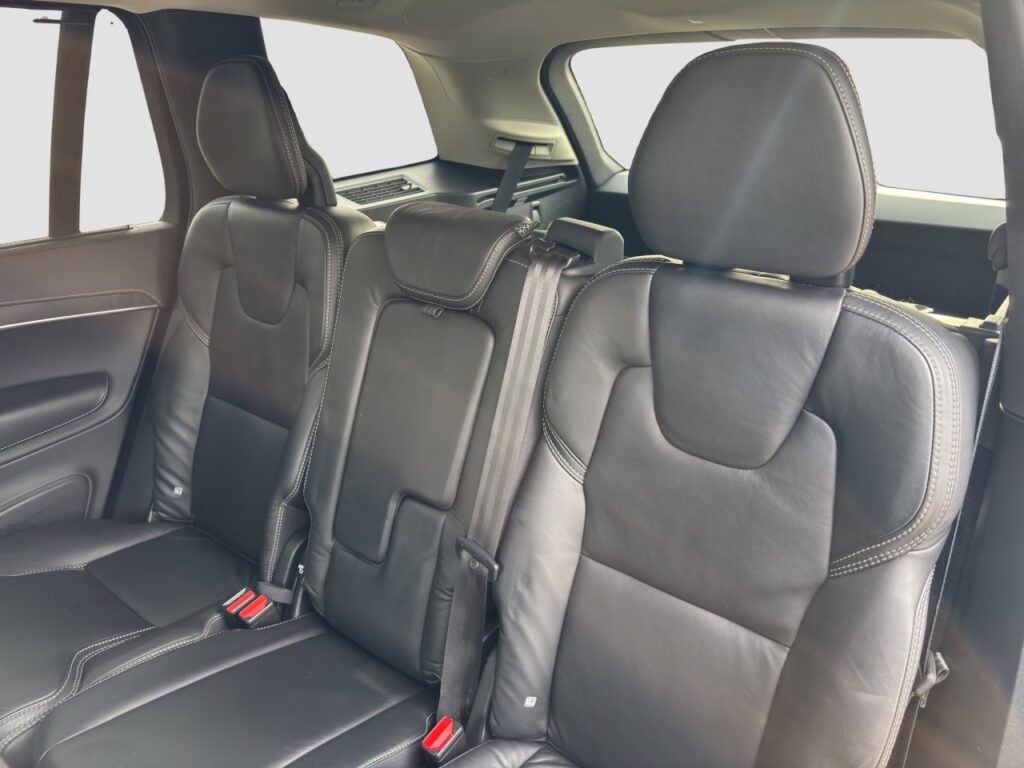Volvo XC90 B5 Inscription AWD/7-Sitzer/AHK/StHz/360Kam – Bild 14