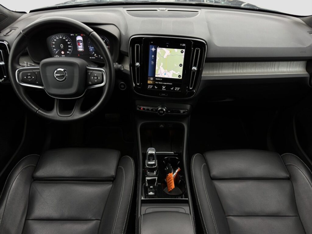 Volvo XC40 D3 Inscription/360Kam/BLIS/el.Sitze/Leder – Bild 9