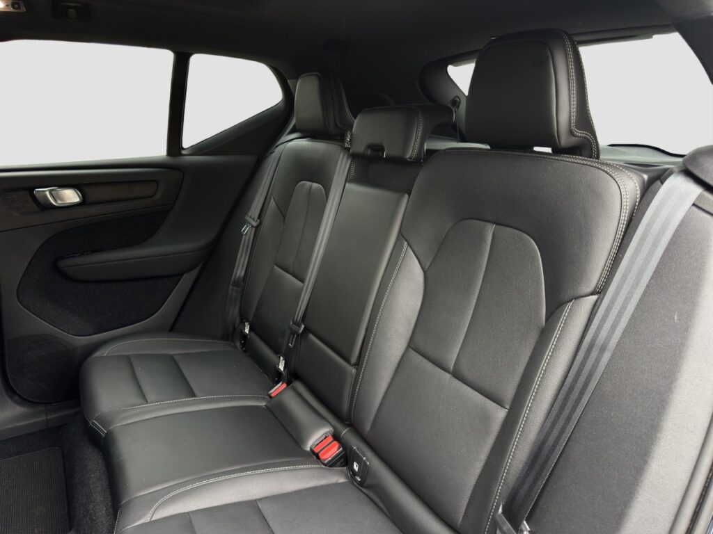 Volvo XC40 D3 Inscription/360Kam/BLIS/el.Sitze/Leder – Bild 13