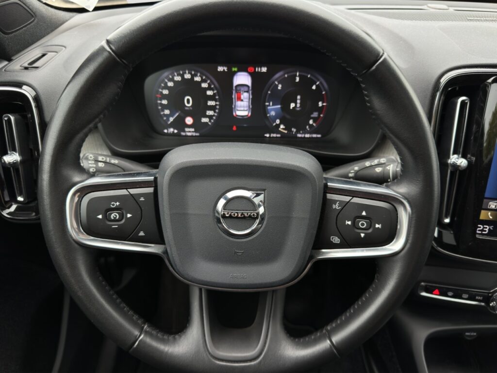 Volvo XC40 D3 Inscription/360Kam/BLIS/el.Sitze/Leder – Bild 7