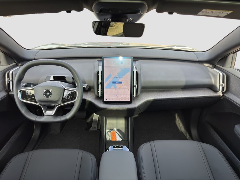 Volvo EX30 P5 Long Range Ultra 22 kW Onboard Charger – Bild 9