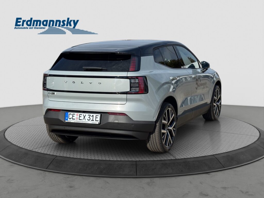 Volvo EX30 P5 Long Range Ultra 22 kW Onboard Charger – Bild 4