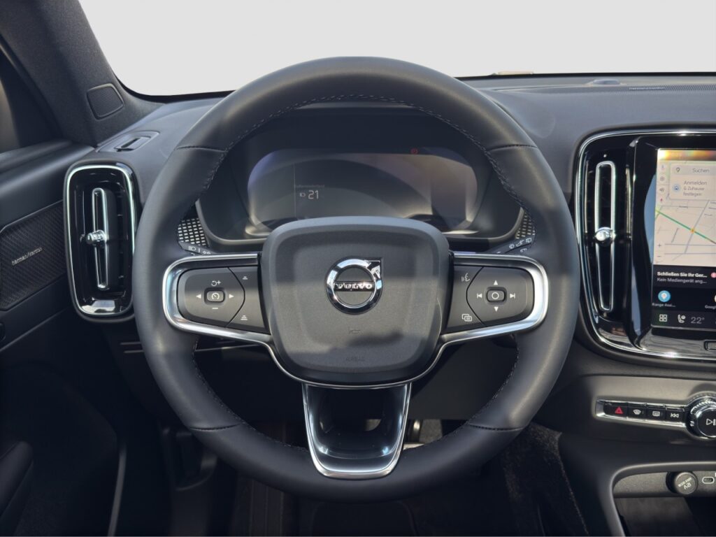 Volvo EX40 Single Extended Range Ultra Black Edition – Bild 7